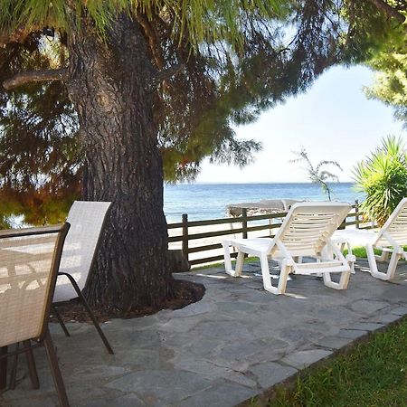 Barlee Beach Front House, Metamorfosi Dış mekan fotoğraf