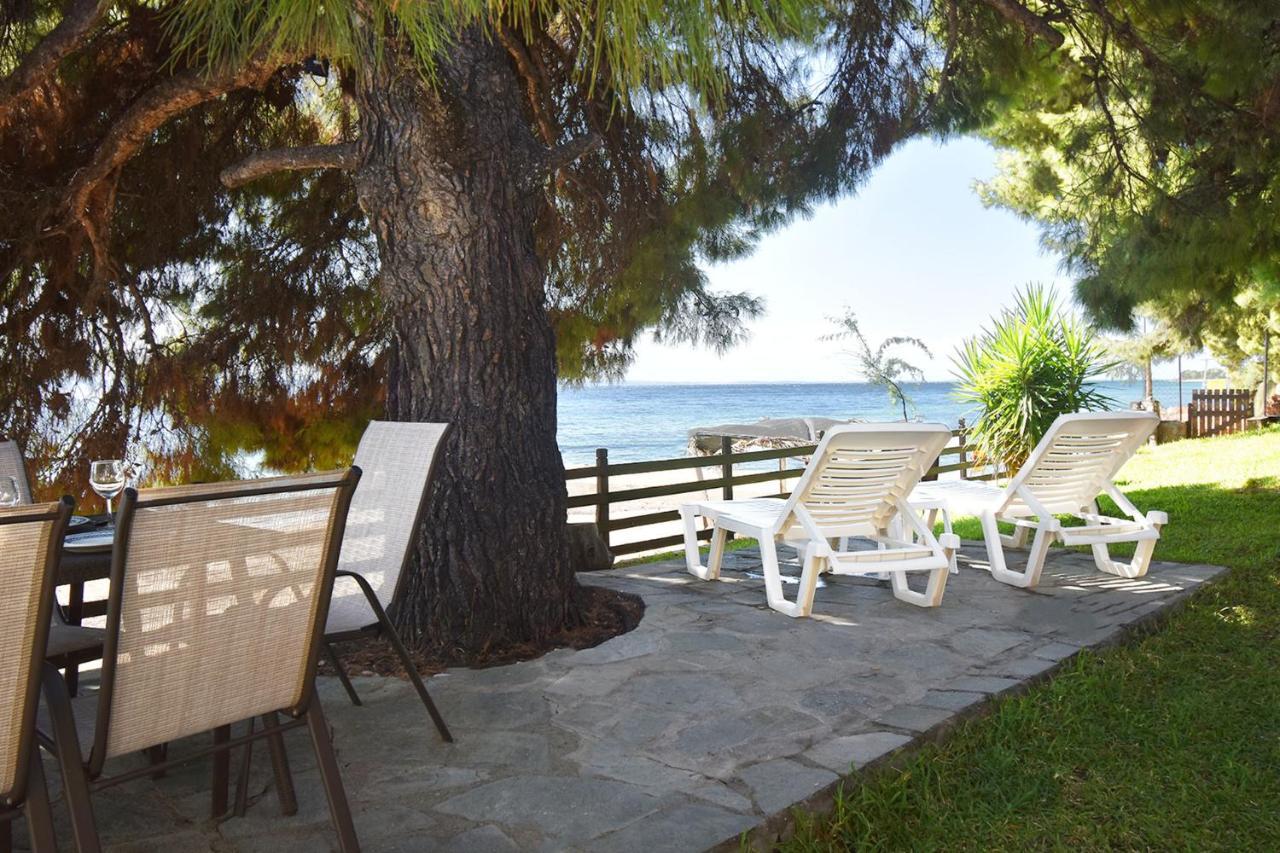 Barlee Beach Front House, Metamorfosi Dış mekan fotoğraf