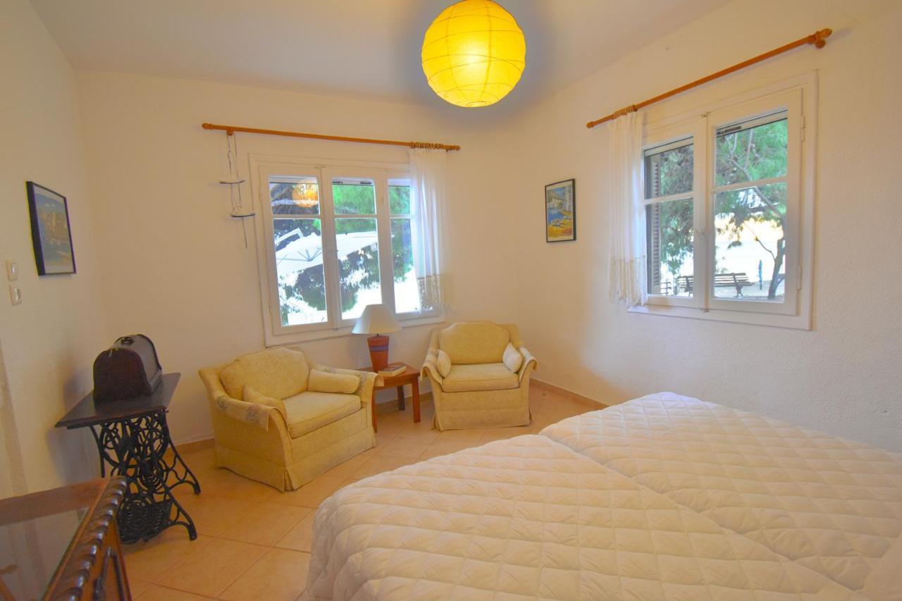 Barlee Beach Front House, Metamorfosi Dış mekan fotoğraf